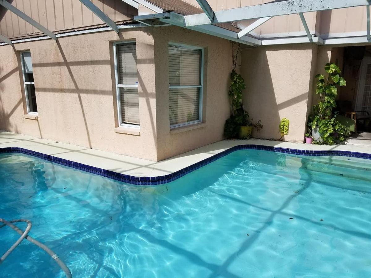 Cozy And Conveniently Located Pool Home With Free Wifi แทมปา ภายนอก รูปภาพ